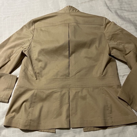 Woman jacket - Picture 6 of 6